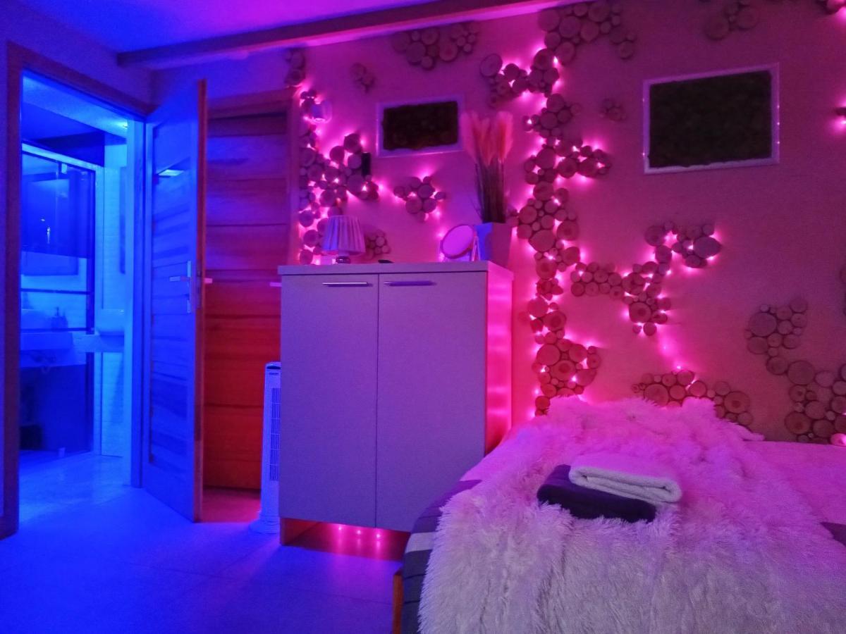 Groń Lux Houses W Domku Tylko Dwa Apartamentyz Jacuzzi Zewnetrznym מראה חיצוני תמונה